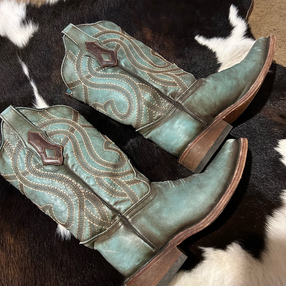 Ariat Turquoise Western Boots